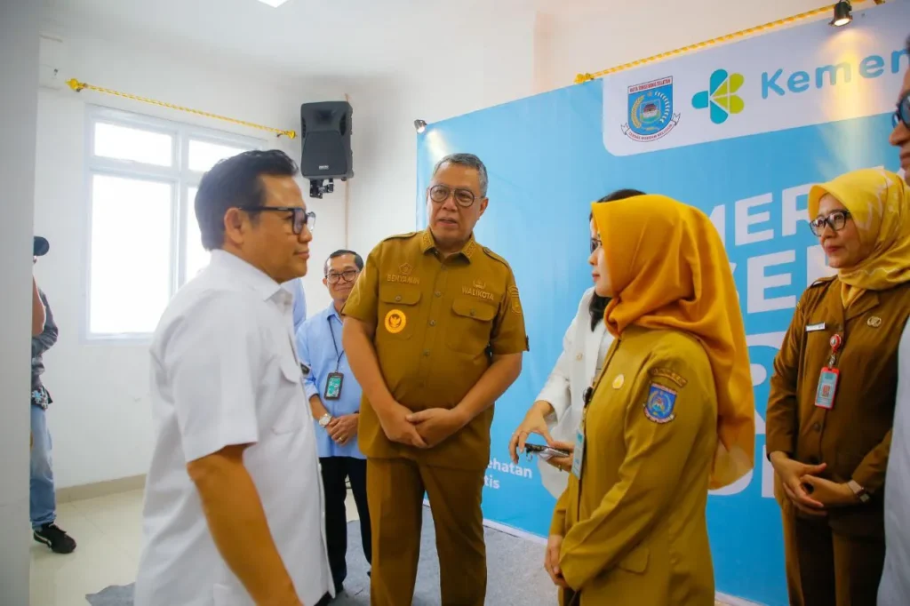 Wali Kota Tangerang Selatan mendukung program kesehatan gratis 2025